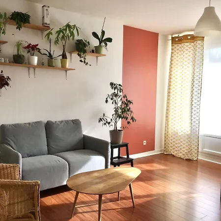 Les Prairies Metro B Centre Apartment *